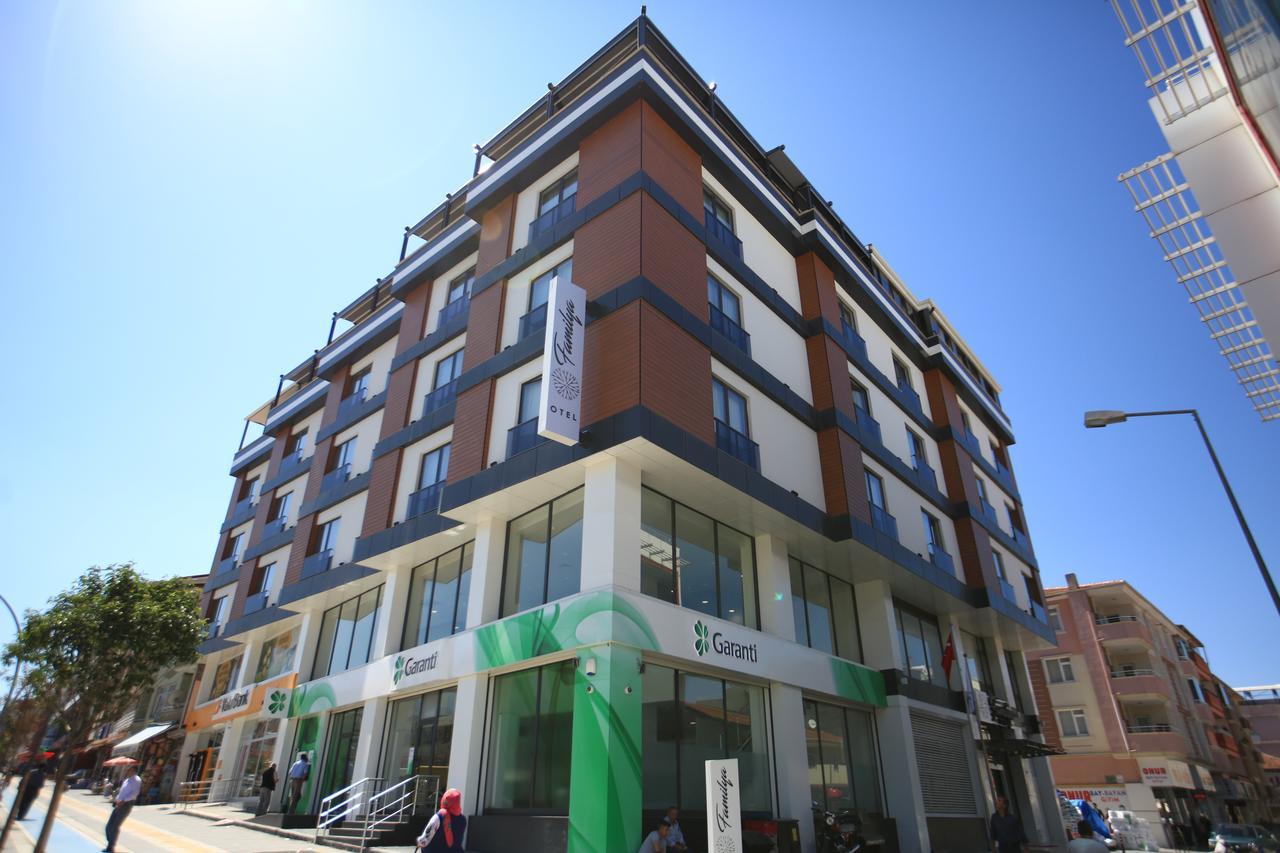 Familya Otel Erbaa Exterior foto